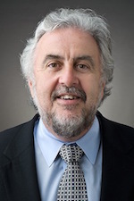 Tim Donohue, professor of bacteriology, is pictured Sept. 24, 2008, at the University of Wisconsin-Madison. ©UW-Madison University Communications 608/262-0067 Photo by: Bryce Richter Date:  09/08    File#:  NIKON D3 digital frame 1658