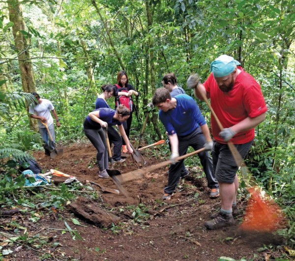 costa rica trail